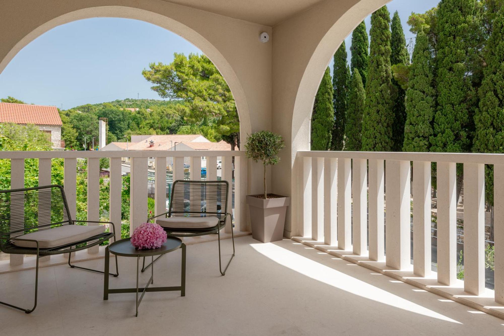 Volti Apartment